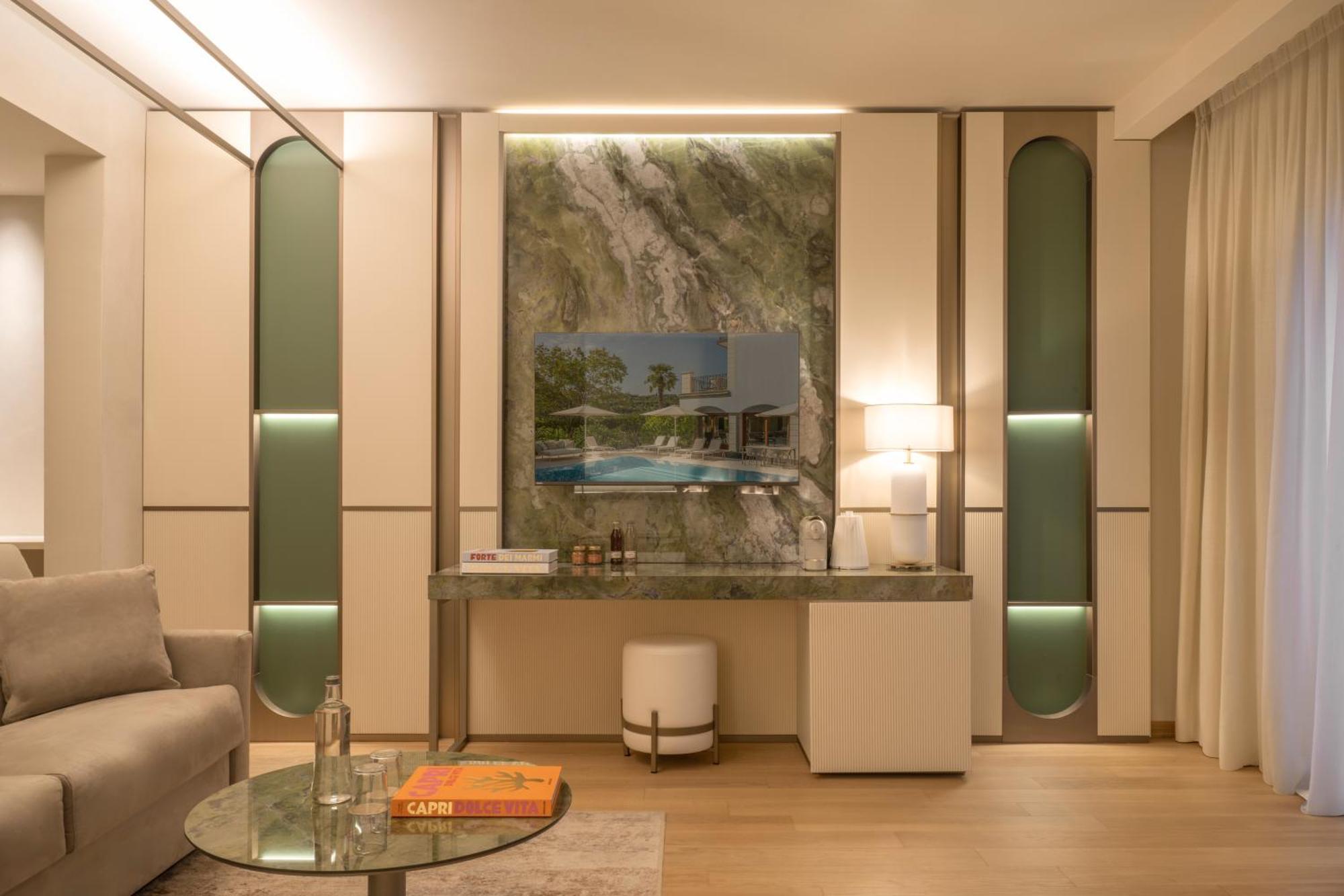Bellerive Lifestyle Hotel Salo Bagian luar foto
